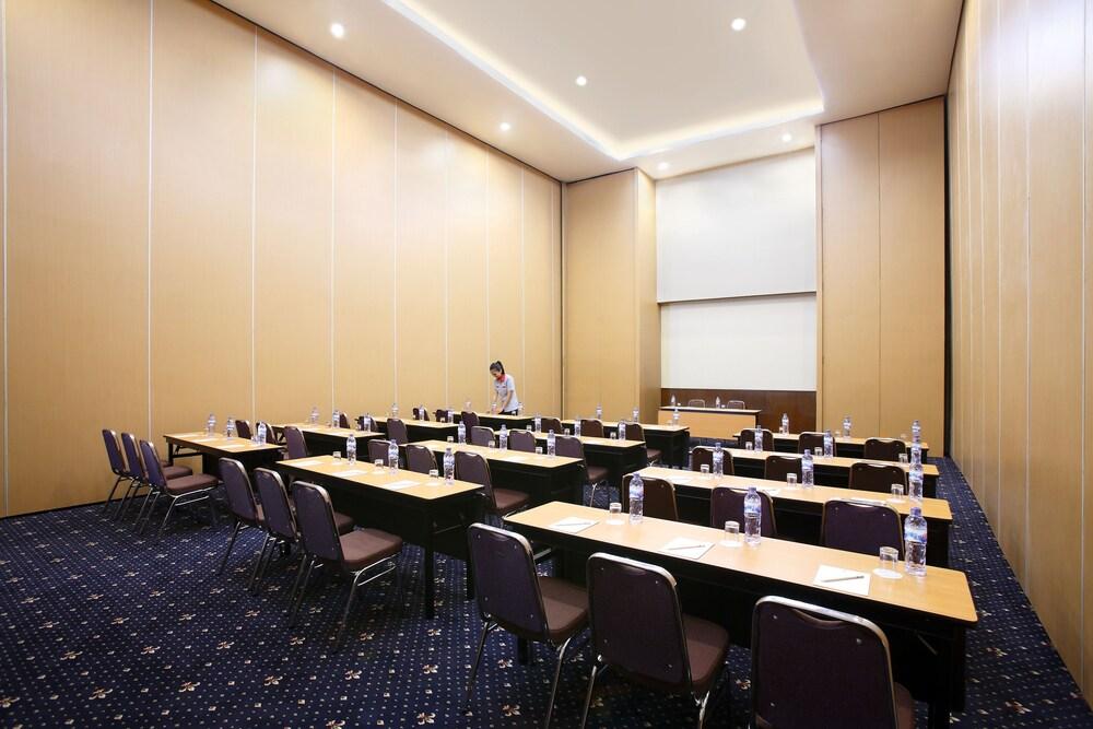 Amaris Hotel Muara Bungo - Jambi Kültér fotó